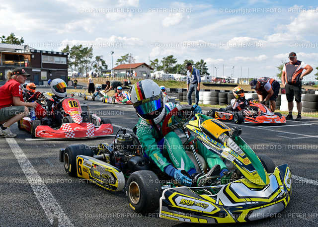 20220821-7615-kartrennen-HEN-FOTO | 21.08.2022 Westdeutscher ADAC Kart Cup WAKC Lauf 6 KCT Kartrennen Odenwaldring Schaafheim (Foto Peter Henrich) - Realized with Pictrs.com