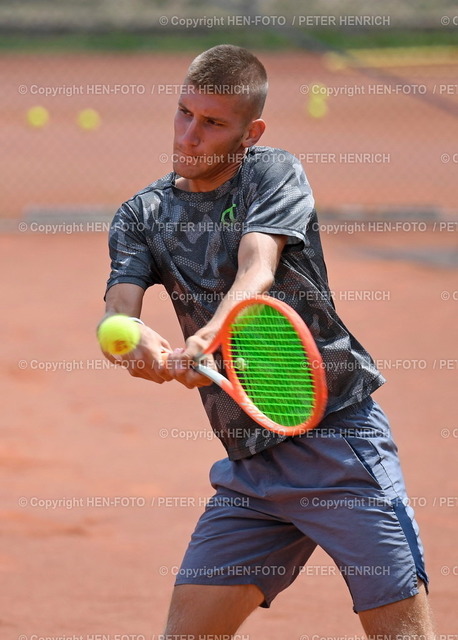 20220709-1535-tennis-u18-tecda-ftc-HEN-FOTO | 09.07.2022 - Tennis Junioren U18 6er Hessenliga TEC Darmstadt - FTC Palmengarten Frankfurt (9:0) Andrej Nedic (TEC DA) (Foto Peter Henrich) - Realizzato con Pictrs.com