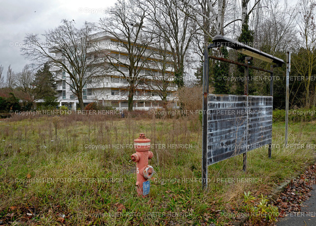 Klinikum Krankenhaus Darmstadt Eberstadt copyright by HEN-FOTO | Verlassenes Klinikum Darmstadt Eberstadt Heidelberger Landstraße copyright by HEN-FOTO Peter Henrich - Realizzato con Pictrs.com