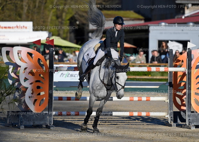 17.04.2022 Kranichstein Spring-Tour III Springturnier Dressurturnier | 17.04.2022 Reiten Darmstadt-Kranichstein Spring-Tour III Prüfung 22 Zwei-Phasen-Springprüfung Klasse S* 1377 Natalie Stecher auf Eibo vom RTC Ditmarsia copyright HEN-FOTO Peter Henrich - Realized with Pictrs.com