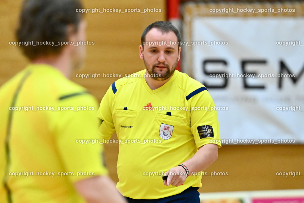 VSV Unihockey vs. KAC Floorball 26.3.2022 | Kamil Vraspir, Miroslav Janošťák, Referees