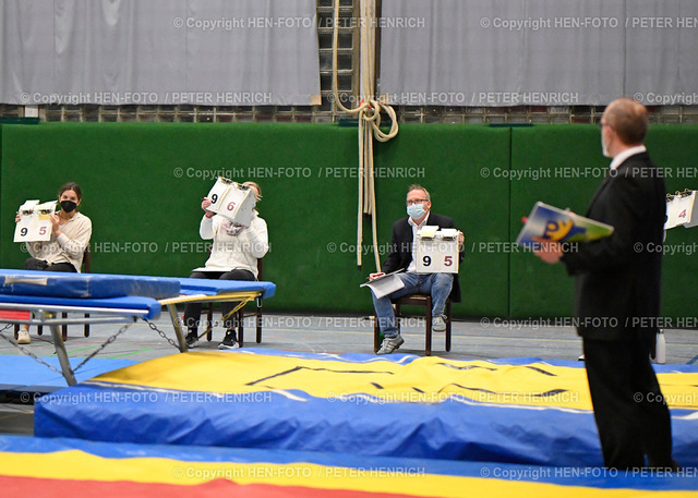 Trampolin Turnen Felsingpokal 11.12.2021 copyright by HEN-FOTO | Trampolin Turnen Felsingpokal 11.12.2021 Wertung Schüler M11-14 Noel Schultheis TV Büttelborn copyright by HEN-FOTO Peter Henrich - Realizzato con Pictrs.com