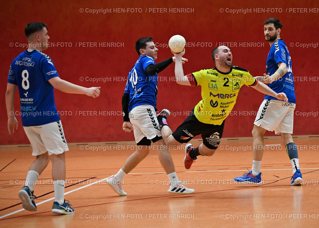 Handball Männer Landesliga HSG Bieberau-Modau II -  TSV Pfungstadt 06.02.2022 copyright by Peter Henrich HEN-FOTO | Handball Männer Landesliga HSG Bieberau-Modau II - TSV Pfungstadt (25:25) 06.02.2022 v li 8 Ben Feldmann (Pf) 10 Luis Böhm (Pf) 2 Dane Markovic (GB) 32 Marius Schulz (Pf) copyright by Peter Henrich HEN-FOTO - Realized with Pictrs.com