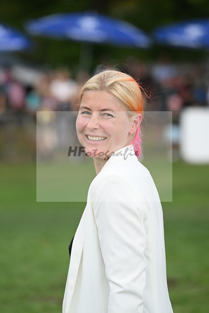 Schauprogramm_42221000 | hf-fotografie - Realisiert mit Pictrs.com
