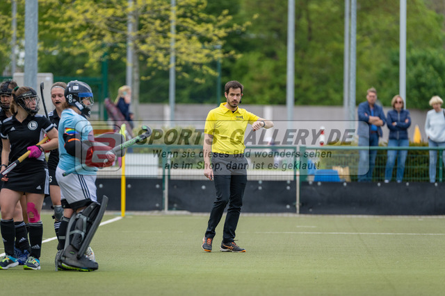 HK_20220430_104045 | Düsseldorfer HC - TuS Lichterfelde ( W ) am 30.4.2022 Düsseldorfer HC, Düsseldorf G.Lukas ( SR )