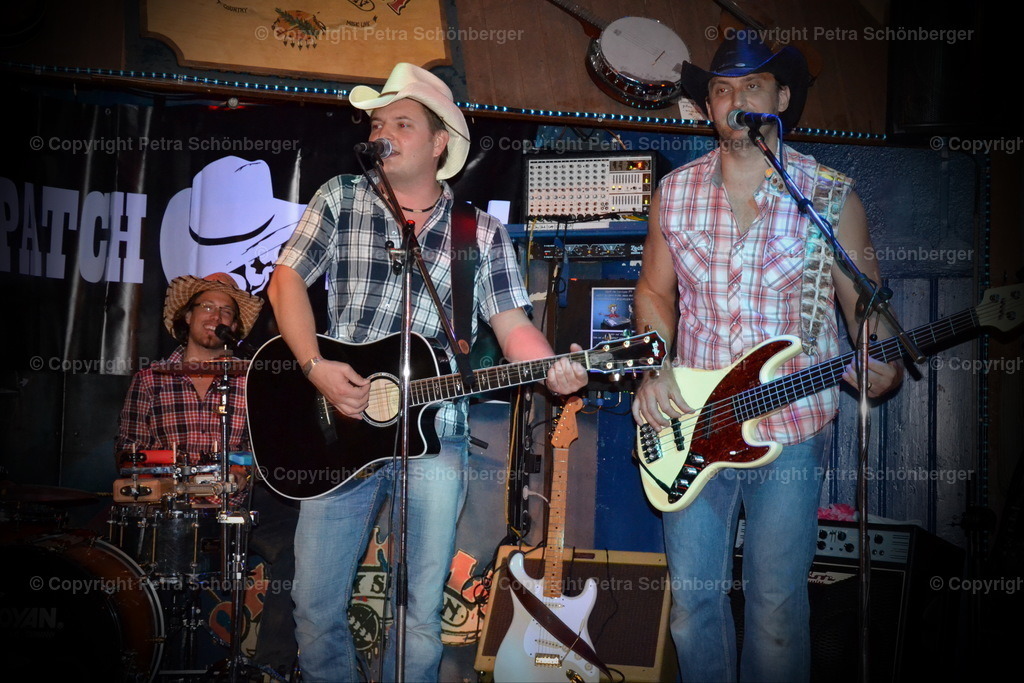 DSC_0040 | Ich biete Ihnen professionellen Service rund um die Fotografie an.
Alle Fotos wurden auf Wunsch der abgelichteten Personen gemacht und können selbstverständlich wieder entfernt werden!
Hierzu bitte eine kurze E-Mail an mich!!!
 - Realisiert mit Pictrs.com