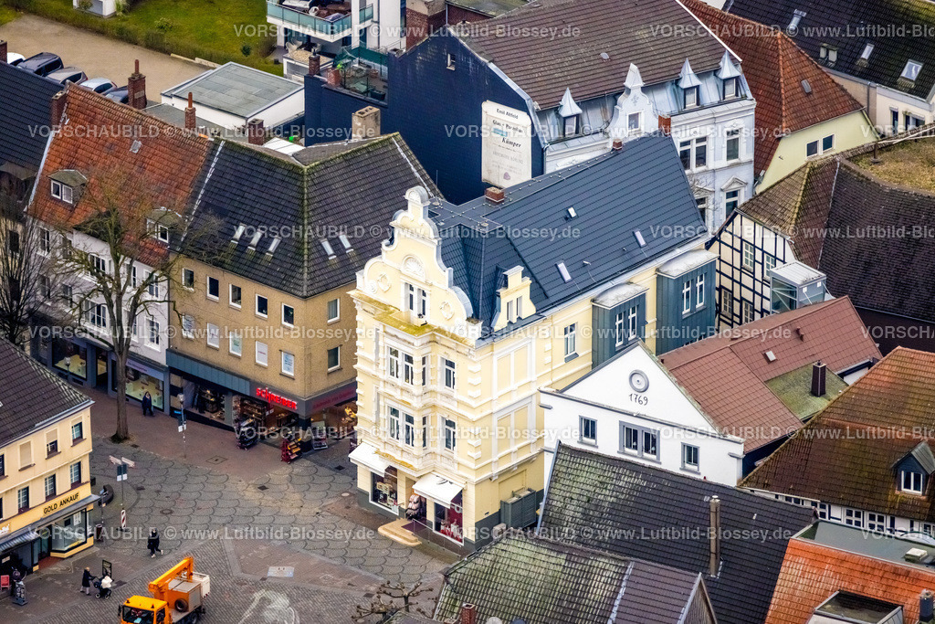 Unna220101352 | Luftbild, Zuckerbäckerhaus bzw. Schokoladenhaus am Marktplatz in Unna, Ruhrgebiet, Nordrhein-Westfalen, Deutschland